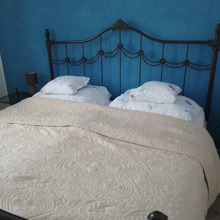 Oeregporta Vendeghaz *