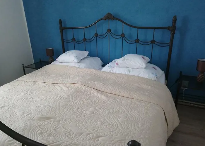 Oeregporta Vendeghaz *